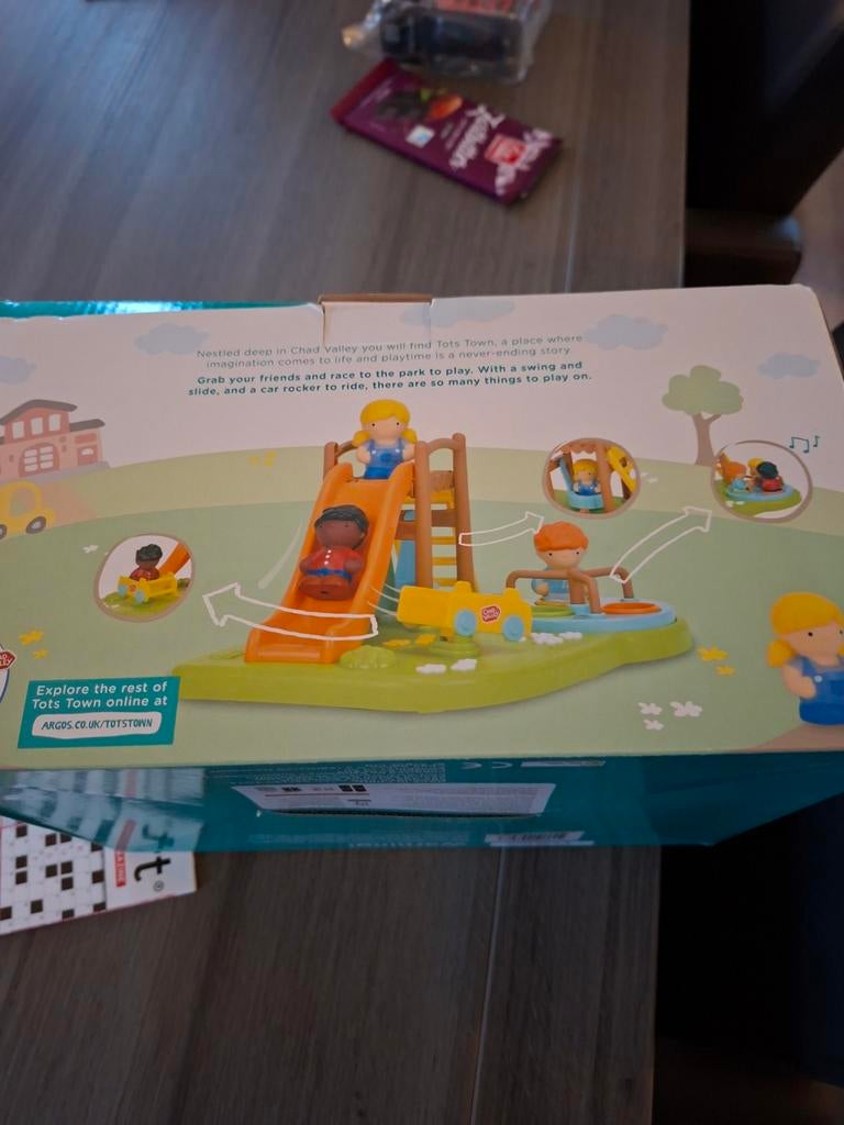 Nieuw speelgoed: Tots Town speelset, Ophalen