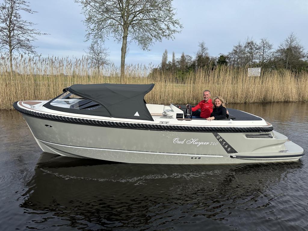 Oud Huijzer 740 prachtige luxe sloep, Nieuw, Polyester, 6 meter of meer