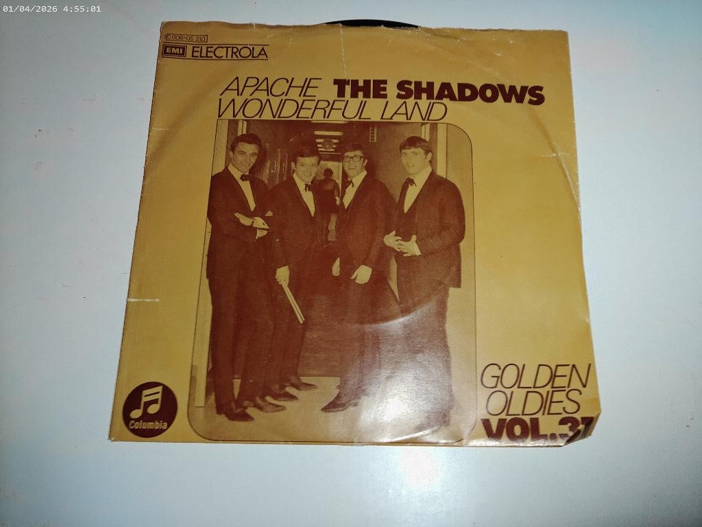 The Shadows - Apache / Wonderful Land  ( Oldies ), Gebruikt, 7 inch, Single, Ophalen of Verzenden
