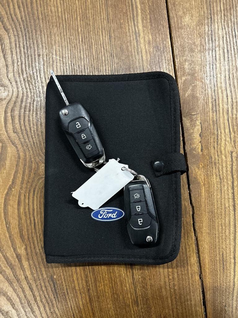 Ford Fiesta 1.0 EcoBoost Connected | Dealer onderhouden | Ne, Voorwielaandrijving, 94 pk, Stof, Gebruikt