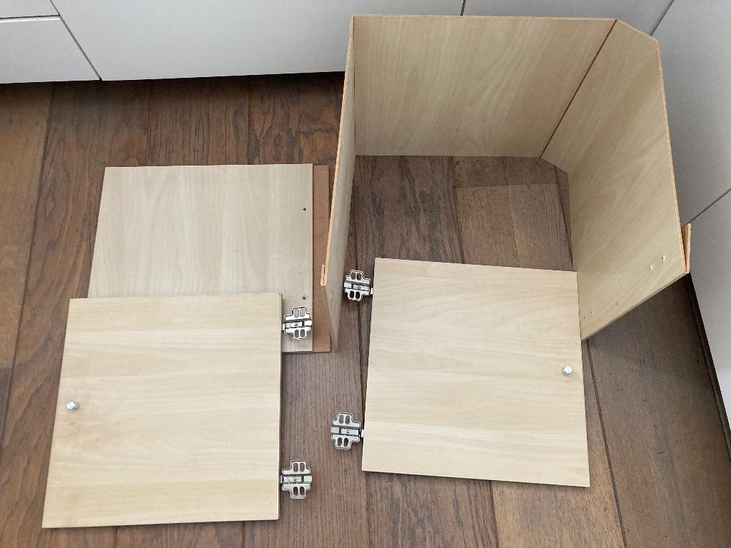 KALLAX INZET KASTJES 2 X, Ophalen, Zo goed als nieuw