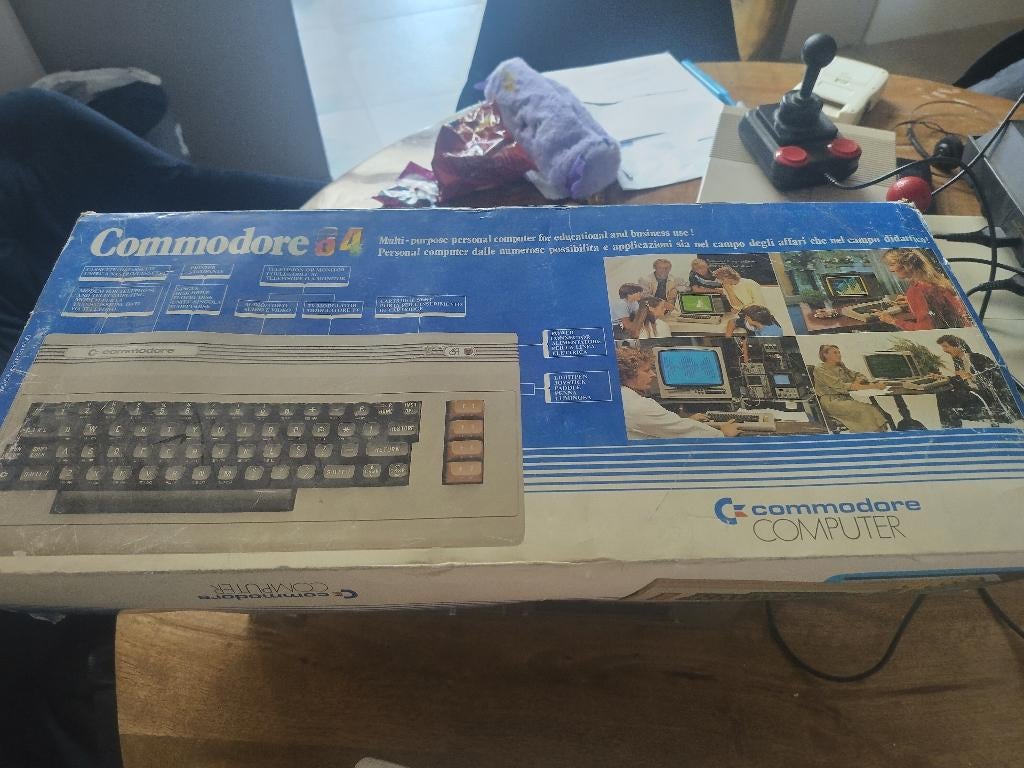 Commodore, Ophalen of Verzenden, Zo goed als nieuw