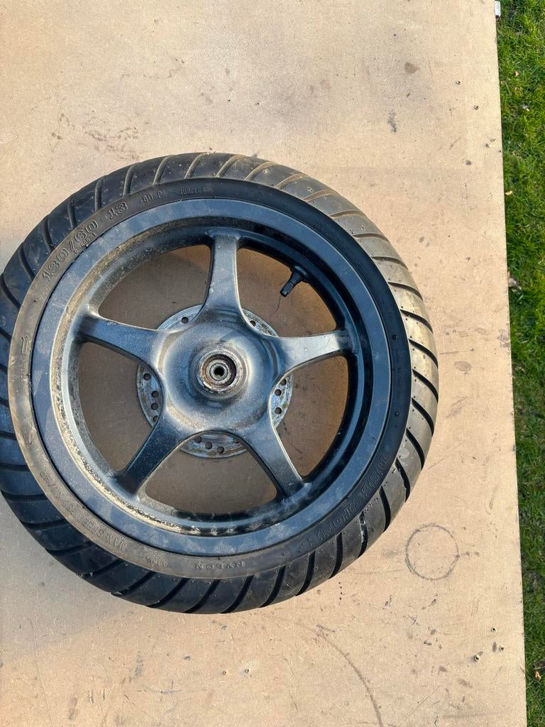 Yamaha Aerox Voorband met goed profiel, Ophalen of Verzenden, Gebruikt, Overige typen, Yamaha