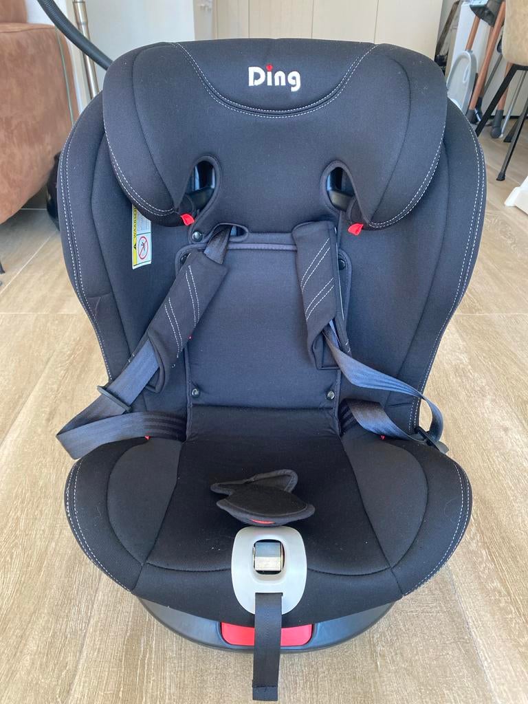 Ding autostoel - Zwart, verstelbaar, 0-36kg, Autogordel of Isofix, Gebruikt, 0 t/m 18 kg, Verstelbare rugleuning