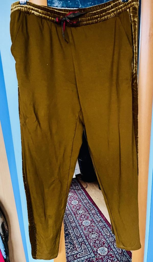 mooie bruine jogger Expresso XL zgan, Kleding | Dames, Broeken en Pantalons, Bruin, Maat 42/44 (L), Zo goed als nieuw, Lang