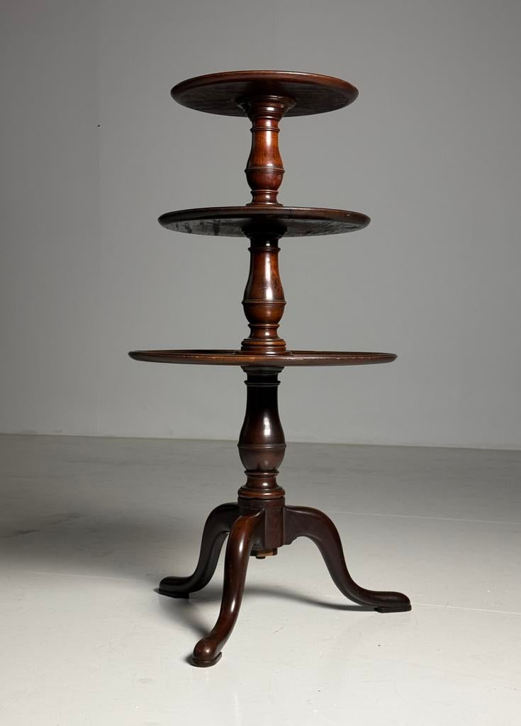 Engelse Tripod Etagère antiek mahonie, Ophalen