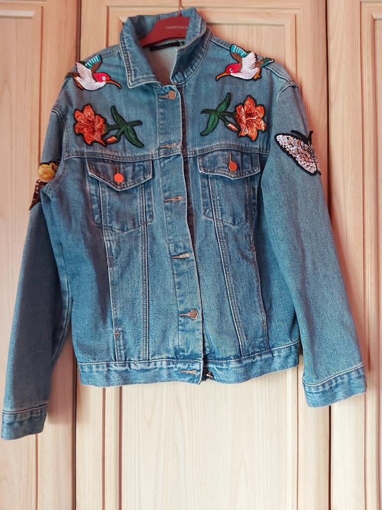 Jeansjasje, Ophalen of Verzenden, Zo goed als nieuw, Maat 42/44 (L)