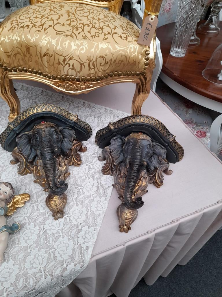 2 mooie wand consoles olifanten 65.00 p.s, Ophalen of Verzenden, Zo goed als nieuw