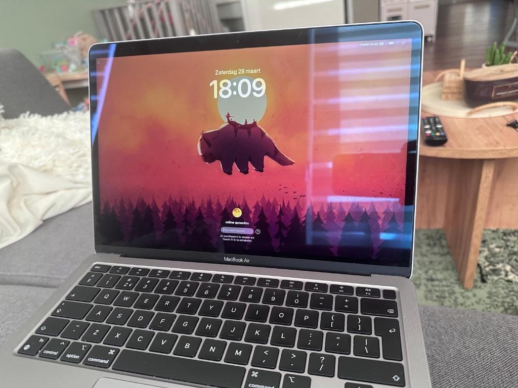 MacBook Air M1 2020-13 inch- nette staat+originele lader., Computers en Software, Apple Macbooks, Ophalen of Verzenden, Zo goed als nieuw