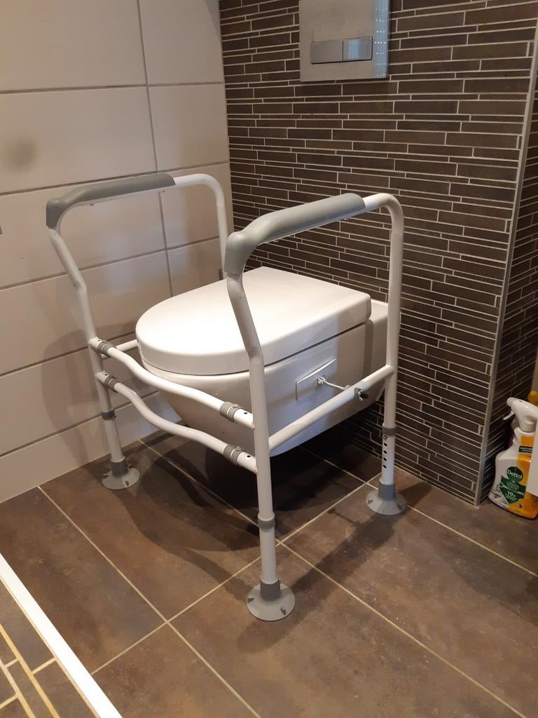 Toillet / wc sta op hulp nieuwstaat, Ophalen of Verzenden