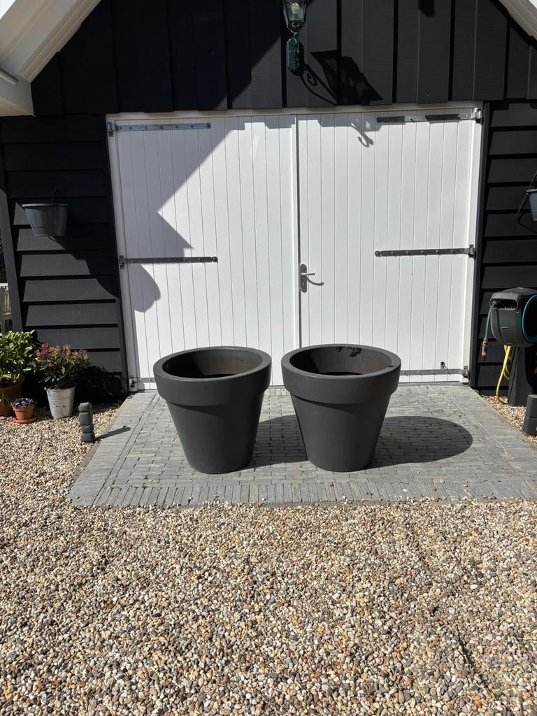 Grote kunststof bloempotten (70 cm), Ophalen, Kunststof, Rond, Zo goed als nieuw