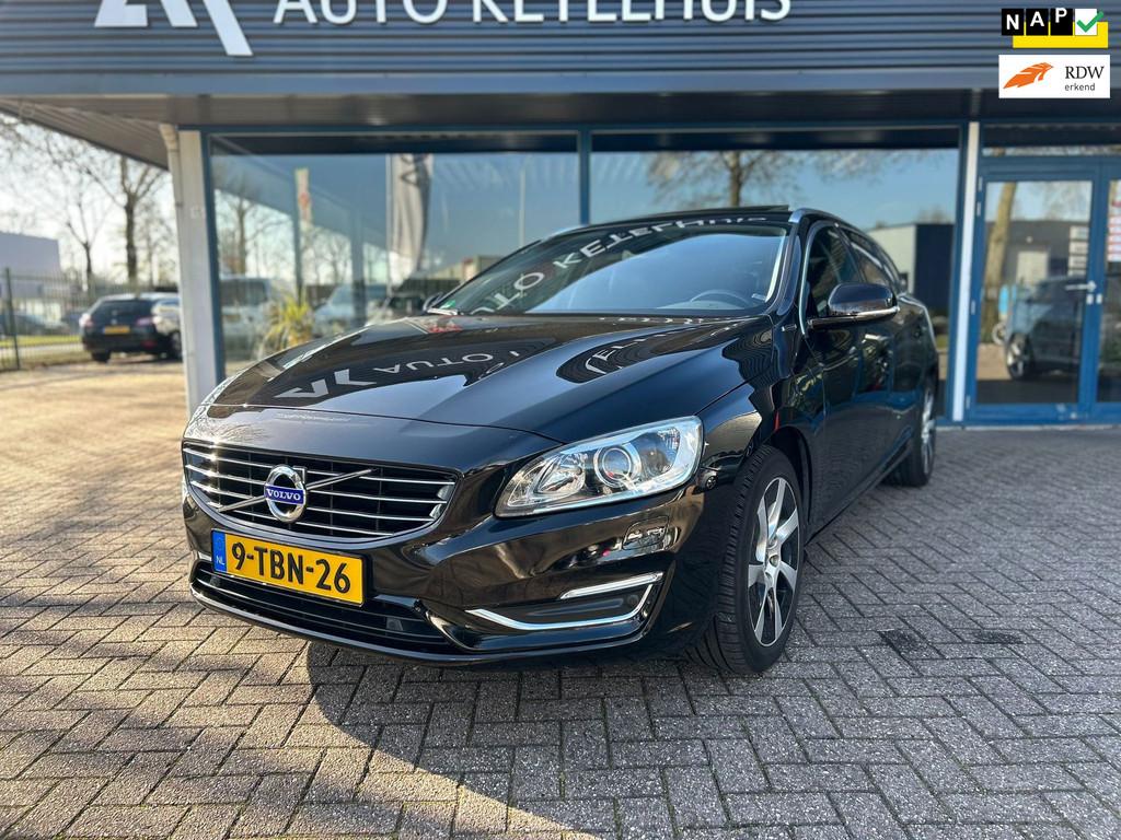 Volvo V60 2.4 D6 AWD Plug-In Hybrid Summum|Camera|Open dak|M, Automaat, Startonderbreker, Zwart, Vierwielaandrijving