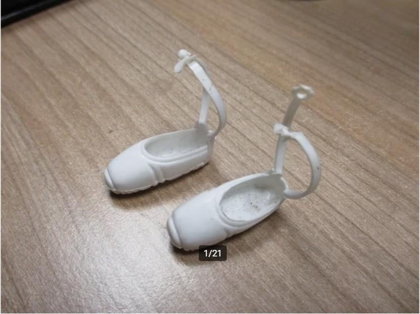 BARBIE/FLEUR VINTAGE BALLETSCHOENTJES, Verzenden, Gebruikt, Accessoires