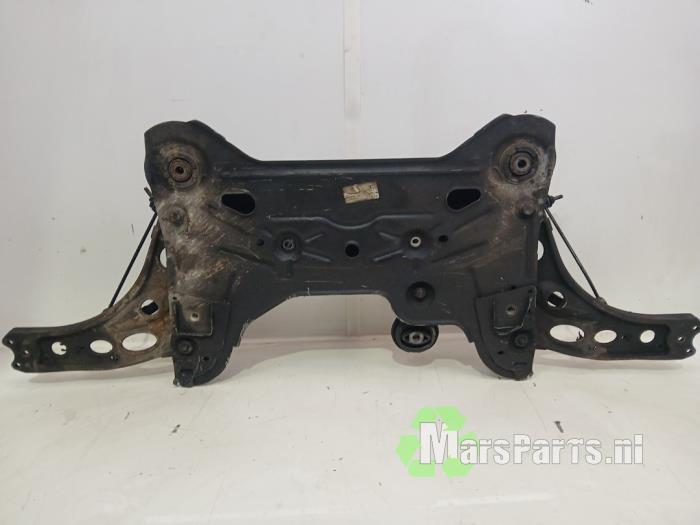 Subframe van een Opel Vivaro, Auto-onderdelen, Gebruikt, -, -, Opel