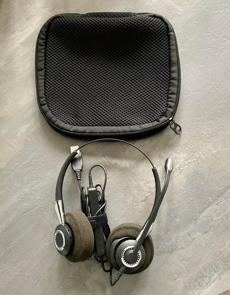 Headset Plantronics, Gaming headset, On-ear, Ophalen of Verzenden, Zo goed als nieuw