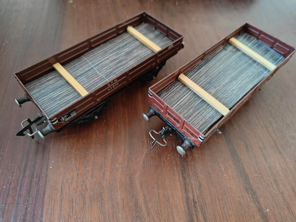 2x Fleischmann blikken spoor 0 wagons in goede staat, Hobby en Vrije tijd, Modeltreinen | Overige schalen, Ophalen of Verzenden