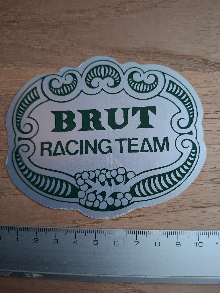 Sticker brut racing team, Ophalen of Verzenden, Zo goed als nieuw, Auto of Motor