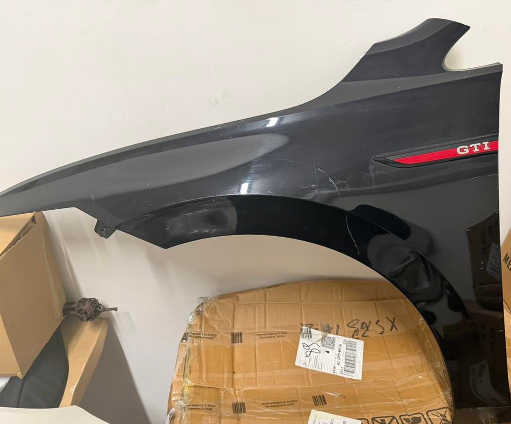 Vw golf 8 orginele voor scherm spatbord links gti R-Line, Ophalen, Volkswagen, Spatbord