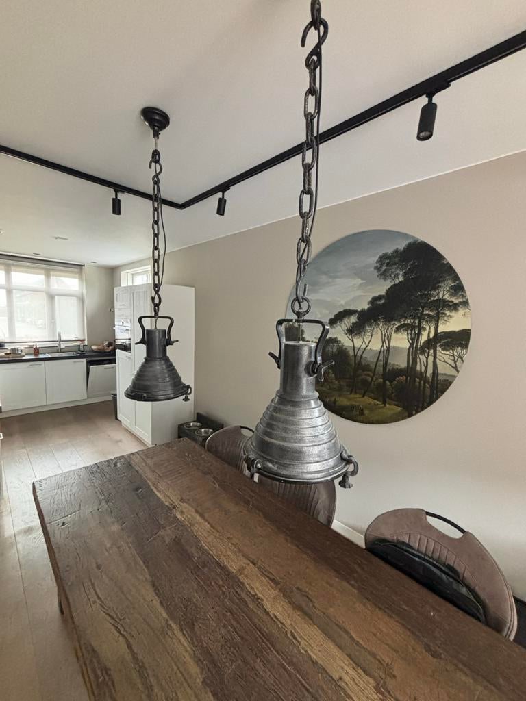 Twee industriële hanglampen, Huis en Inrichting, Ophalen, Gebruikt, Metaal, 50 tot 75 cm