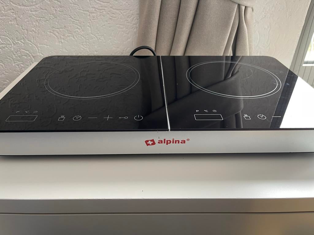 Alpina dubbele inductiekookplaat - Draagbaar en efficiënt, 3 kookzones of minder, Ophalen of Verzenden, Zo goed als nieuw, Inductie