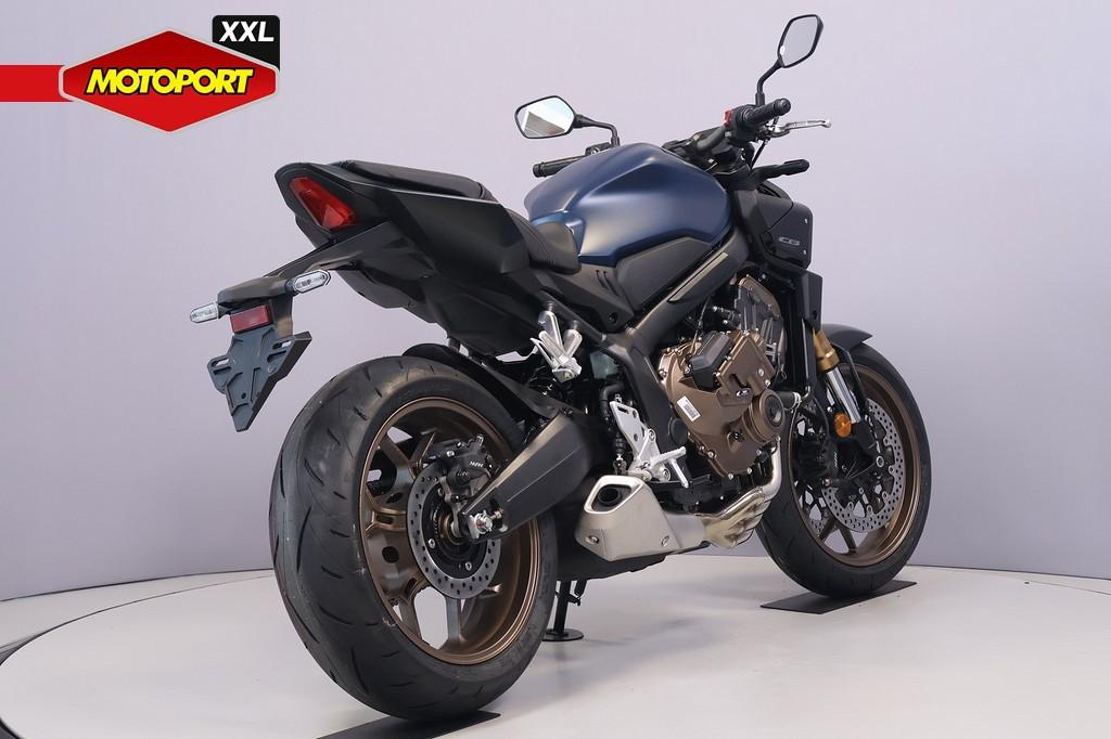 Honda CB 650 R E-CLUTCH (bj 2026), Honda Motor Europe Ltd, Bedrijf, Customer.service@honda-eu.com, Rivium Boulevard 200-234
2909 LK  Capelle aan den Ijssel, NL