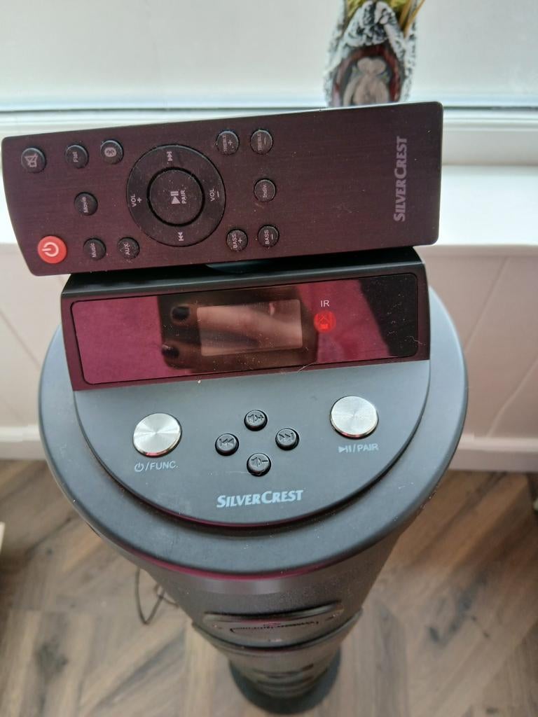 Silvercrest box met afstandsbediening, Ophalen of Verzenden, Gebruikt, Overige merken