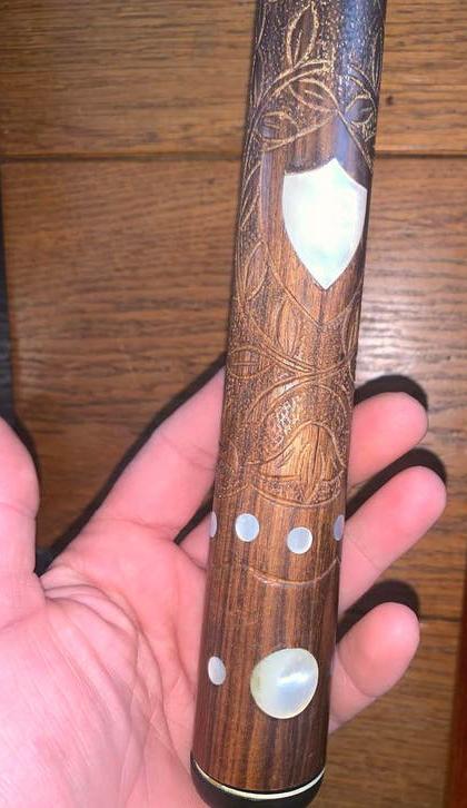 Biljartkeu met parelmoer inleg en koffer, Ophalen of Verzenden, Keu of Ballen