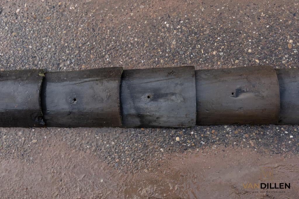 Antieke nokvorsten grijs blauw gesmoord 35 stuks, Steen of Klei, Zo goed als nieuw, 15 m² of meer, Dakpannen