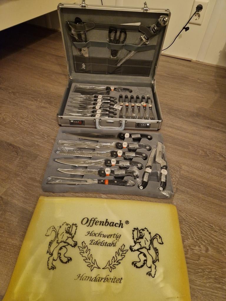 Offenbach Solingen koks messenset 24-delig nieuw in Koffer, Ophalen of Verzenden, Nieuw, Rvs of Chroom, Bestekset