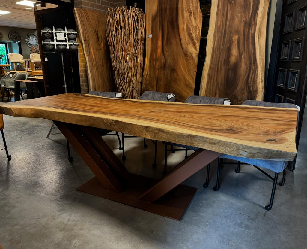 Boomstamtafel met v poot metaal massief suarhout, Ophalen of Verzenden, Vijf personen of meer, Metaal, Rechthoekig