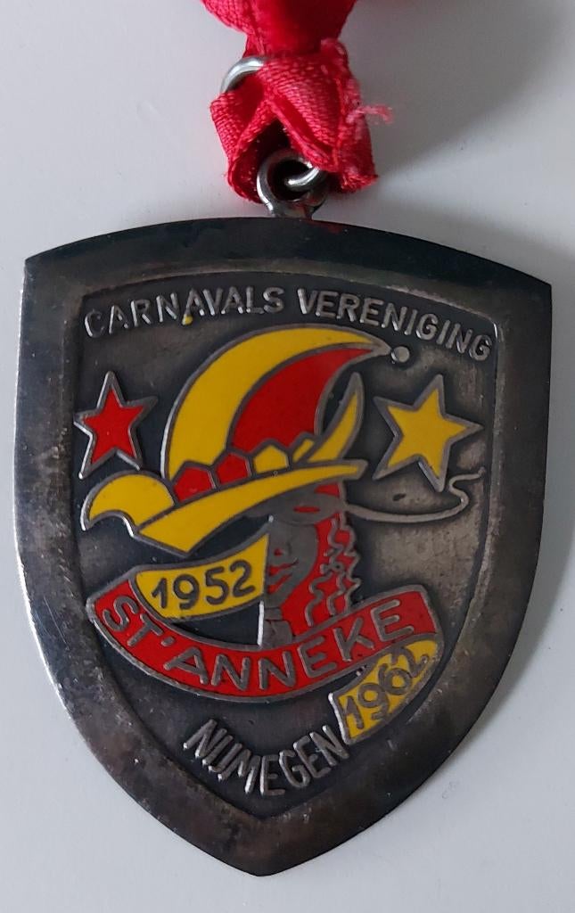 Carnaval Nijmegen Knotsenburg St. Anneke, Verzenden, Gebruikt
