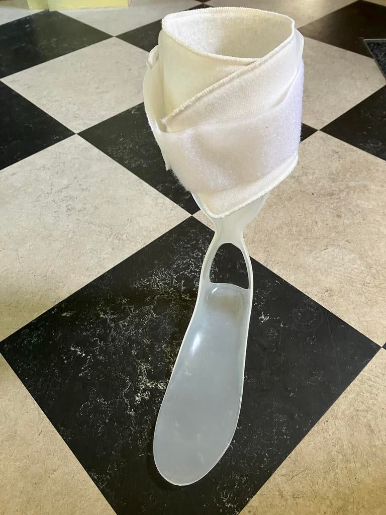 Ankle foot orthosis, Diversen, Ophalen