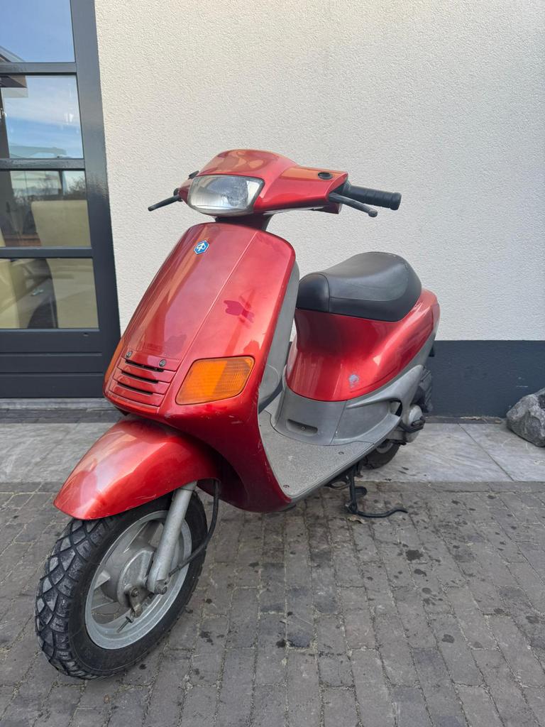 ⭐️Piaggio zip type a1 motorkenteken 18587 km⭐️, Ophalen, Zo goed als nieuw, Benzine, Zip