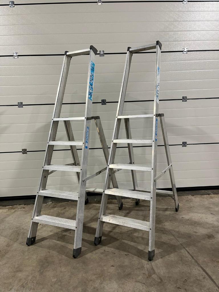 Zarges Z500 uitzettrap/trap met platform enkelzijdig 5-treed, Ophalen, Gebruikt, Trap, Opvouwbaar of Inschuifbaar