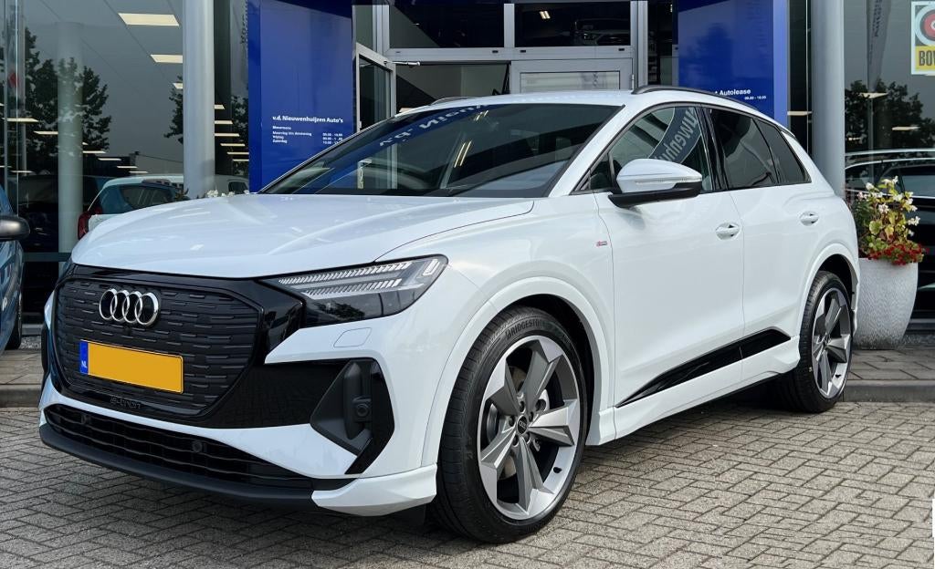 Originele 21 inch Audi Q4 E-Tron RS velgen met banden, Audi, Gebruikt, 255 mm, Banden en Velgen