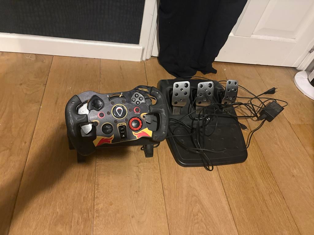 Logitech G29 met Red Bull Racing Stuur, Ophalen of Verzenden, Gebruikt