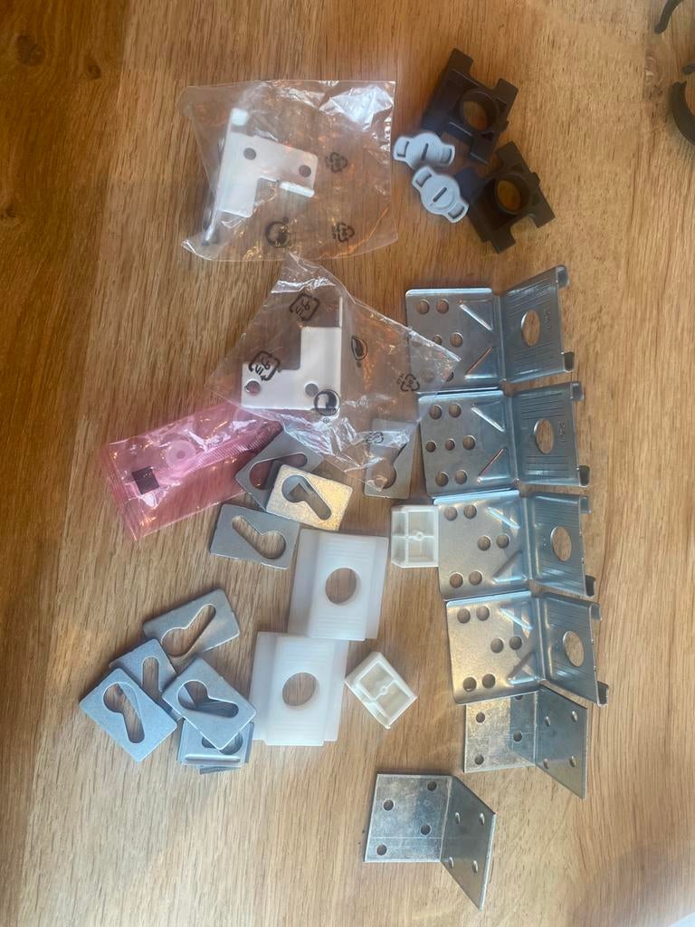 Benodigdheden METOD kast, Ophalen of Verzenden, Zo goed als nieuw, Staal