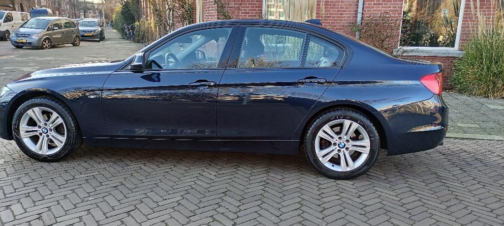 BMW 3-Serie 1.6 316I AUT 2014 Blauw, Auto's, BMW, Particulier, 3-Serie, Benzine, B, Sedan, Automaat, Origineel Nederlands, Blauw