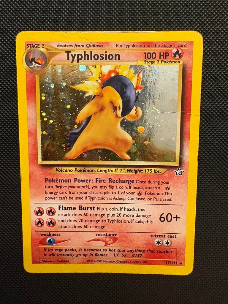 Typhlosion holo 17/111 pokemon neo genesis set, Ophalen of Verzenden, Zo goed als nieuw