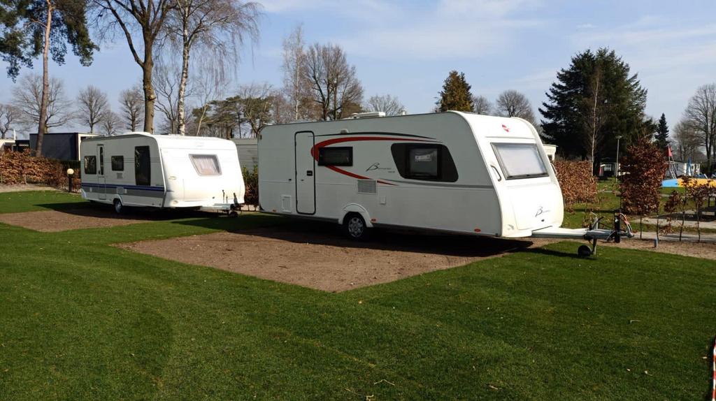 Burstner Belcanto 560 TK 2011 + Isabella voortent+stapelbed, Standaardzit, Stapelbed, 75 kg, Particulier