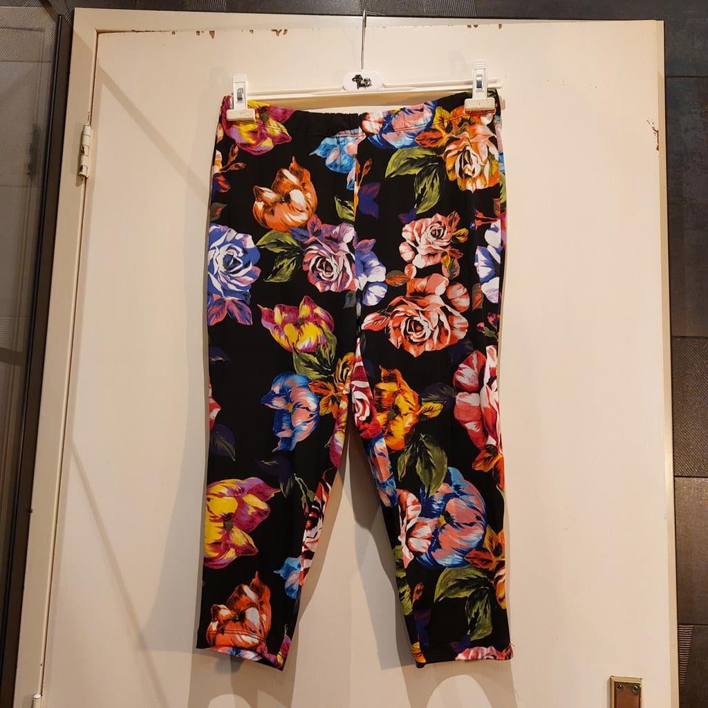 Broek van het merk Yoek.  Maat M. (46/48), Kleding | Dames, Grote Maten, Yoek, Verzenden, Zwart, Nieuw
