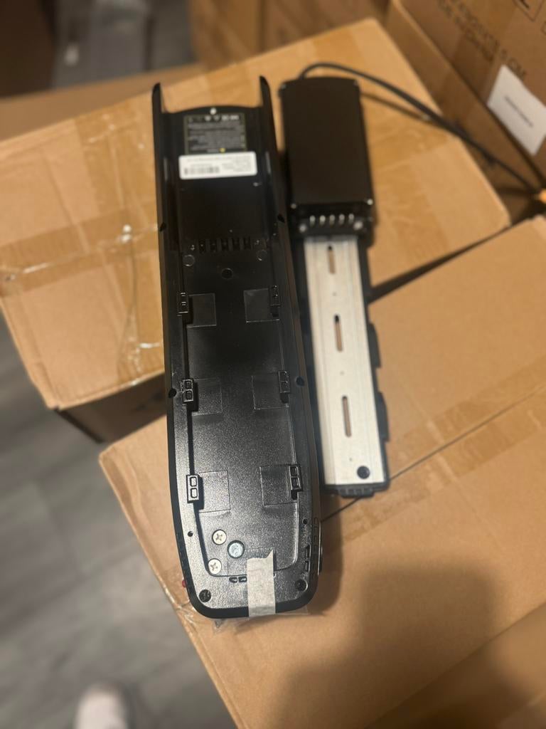 V8 / V20 / H9 Fatbike accu / batterij met HOUDER, Fietsen en Brommers, Fietsonderdelen, Ophalen of Verzenden, Nieuw, Algemeen