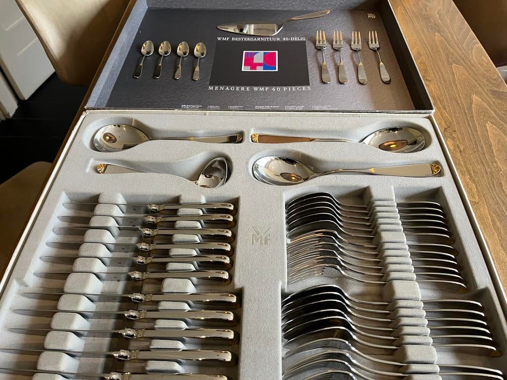 WMF 40-delige bestekcassette met gouden accenten, Ophalen of Verzenden