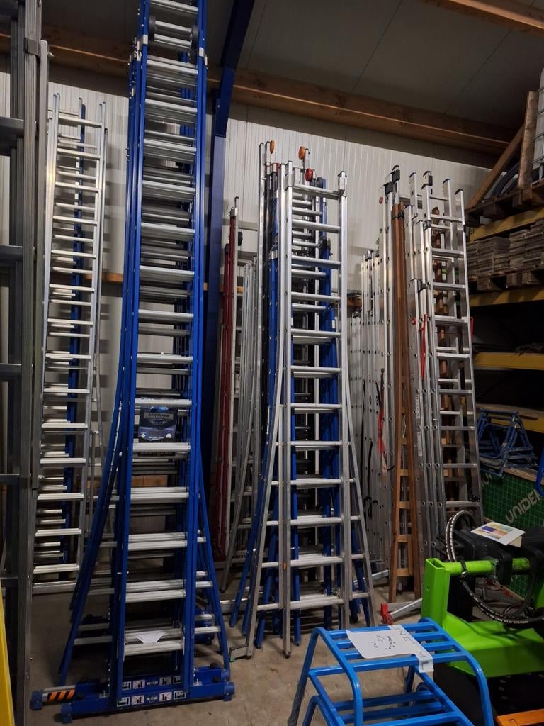 Ladders asc alumexx, Doe-het-zelf en Verbouw, Ladders en Trappen, Ophalen, Gebruikt, 4 meter of meer