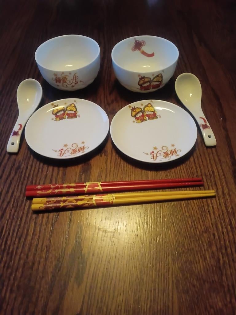 Chinees porselein : rijstkommen,schotels lepels ,eetstokjes, Ophalen of Verzenden, Nieuw, Porselein, Overige stijlen