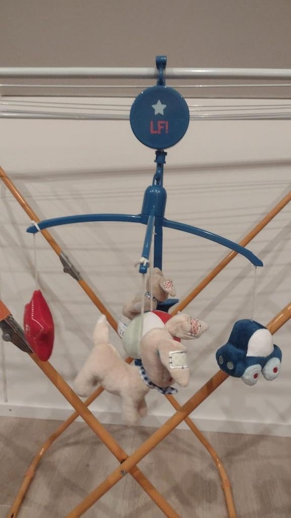 Muziek mobile voor de Box, Ophalen, Zo goed als nieuw, Mobiel, Met geluid