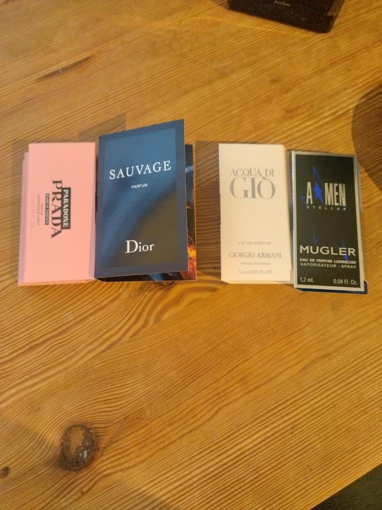 Nieuwe Prada, Dior, Armani & Mugler Samples, Sieraden, Tassen en Uiterlijk, Uiterlijk | Parfum, Nieuw, Ophalen of Verzenden