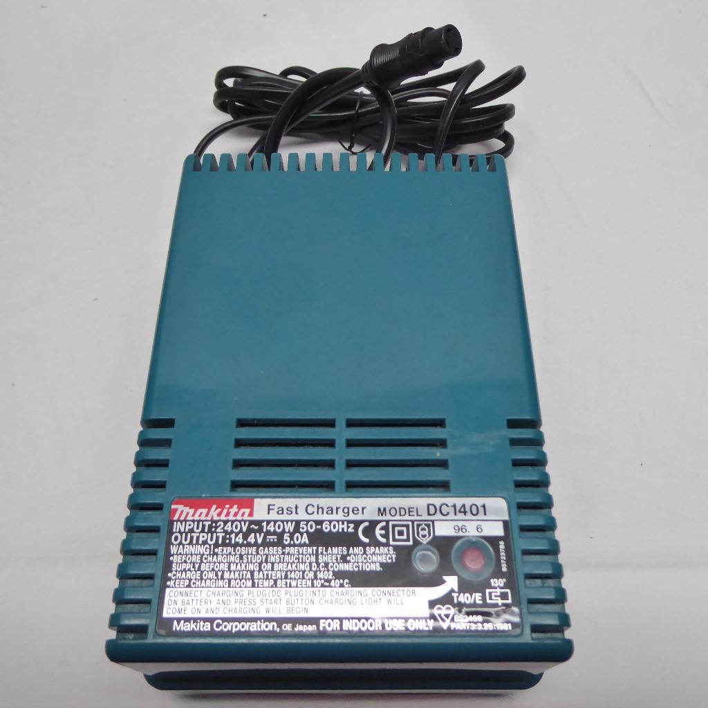 Nieuwe Makita snel lader model DC 1401, Ophalen of Verzenden, Nieuw