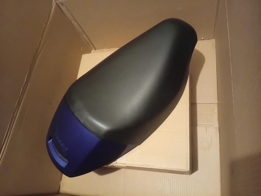 Piaggio Quartz Skr mono zadel, Ophalen