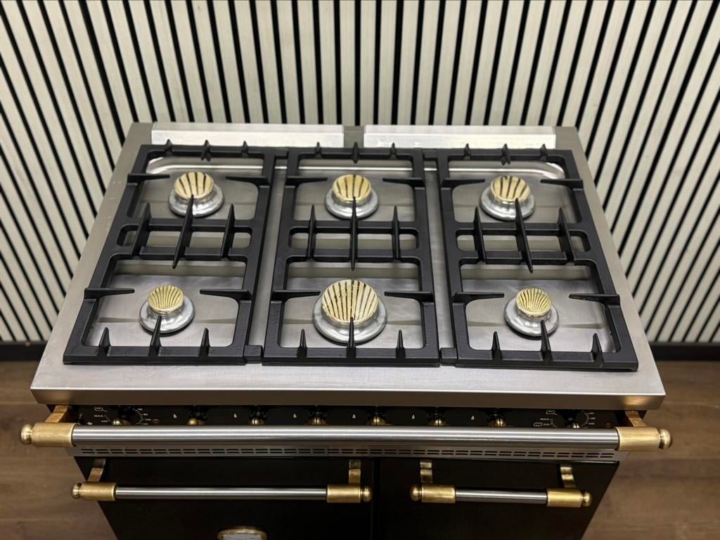 Luxe Lacanche Fornuis 6 pits Zwart/Messing 90 cm, Fornello Esperta, Ophalen of Verzenden, Zo goed als nieuw, Energieklasse A of zuiniger